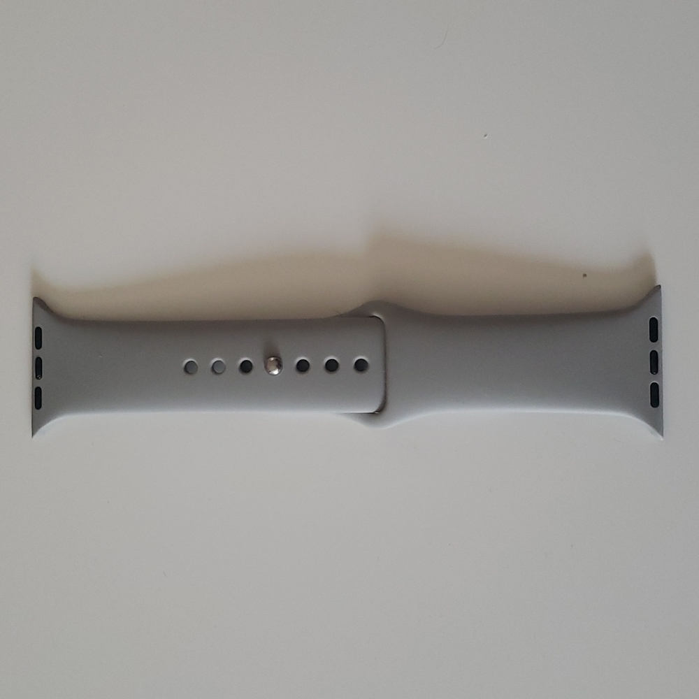 Grey apple band